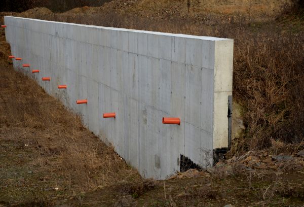 Cost of Hillside Drainage Installation in Saint Peters
