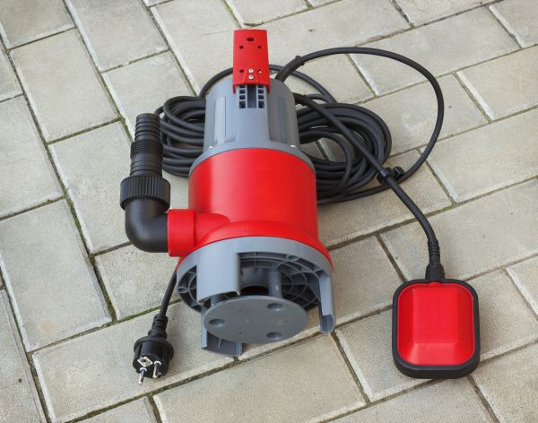 Cost of Submersible Pump Installation in Saint Peters